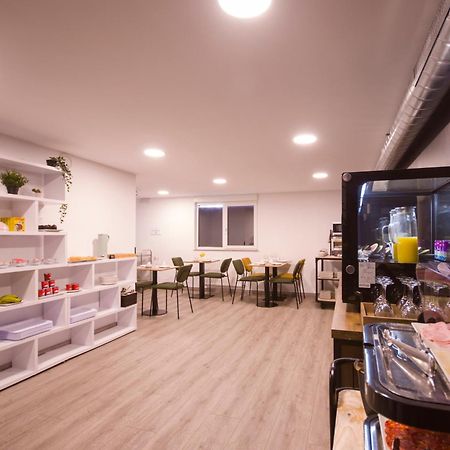 U-Hotel Dario ルーゴ エクステリア 写真