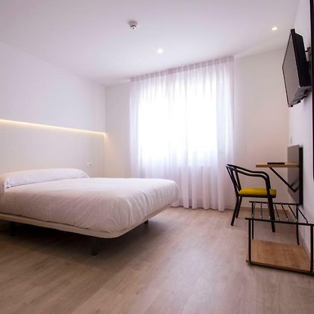 U-Hotel Dario ルーゴ エクステリア 写真
