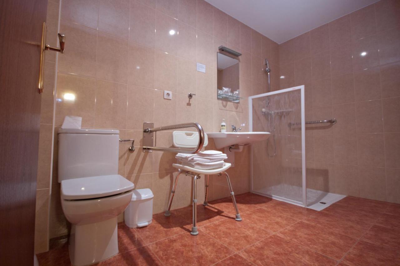 U-Hotel Dario ルーゴ エクステリア 写真