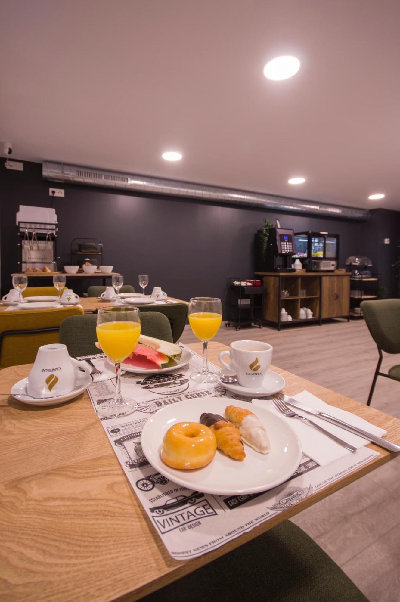 U-Hotel Dario ルーゴ エクステリア 写真