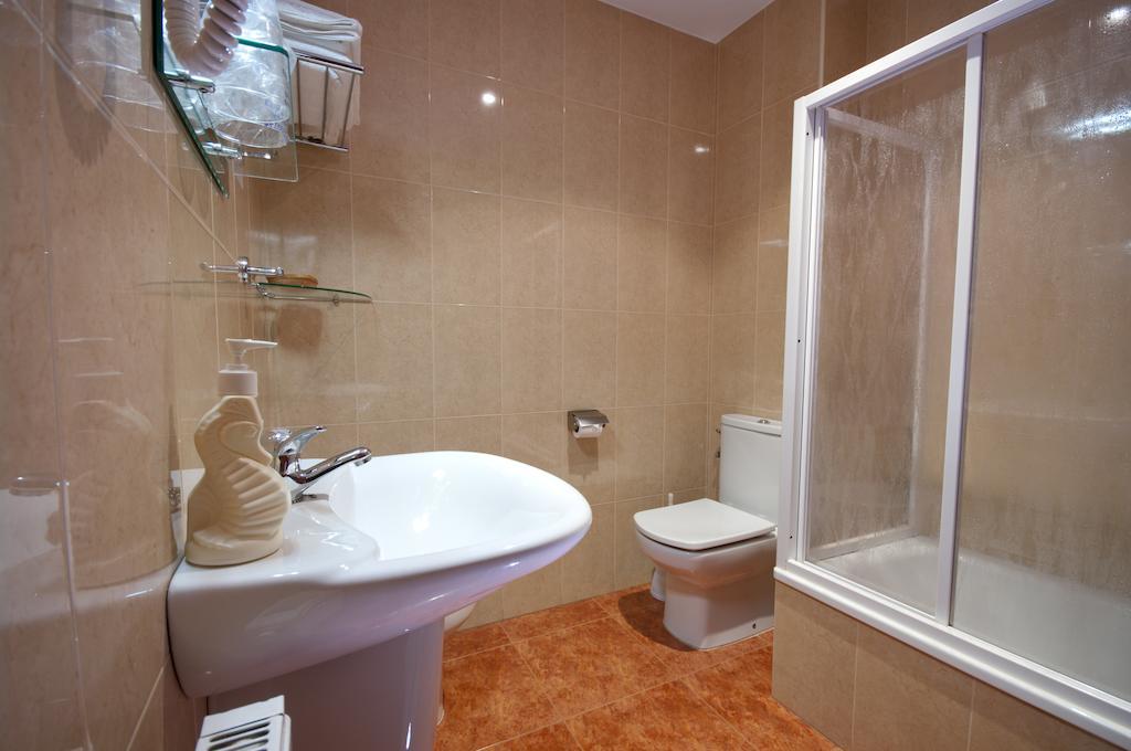 U-Hotel Dario ルーゴ 部屋 写真