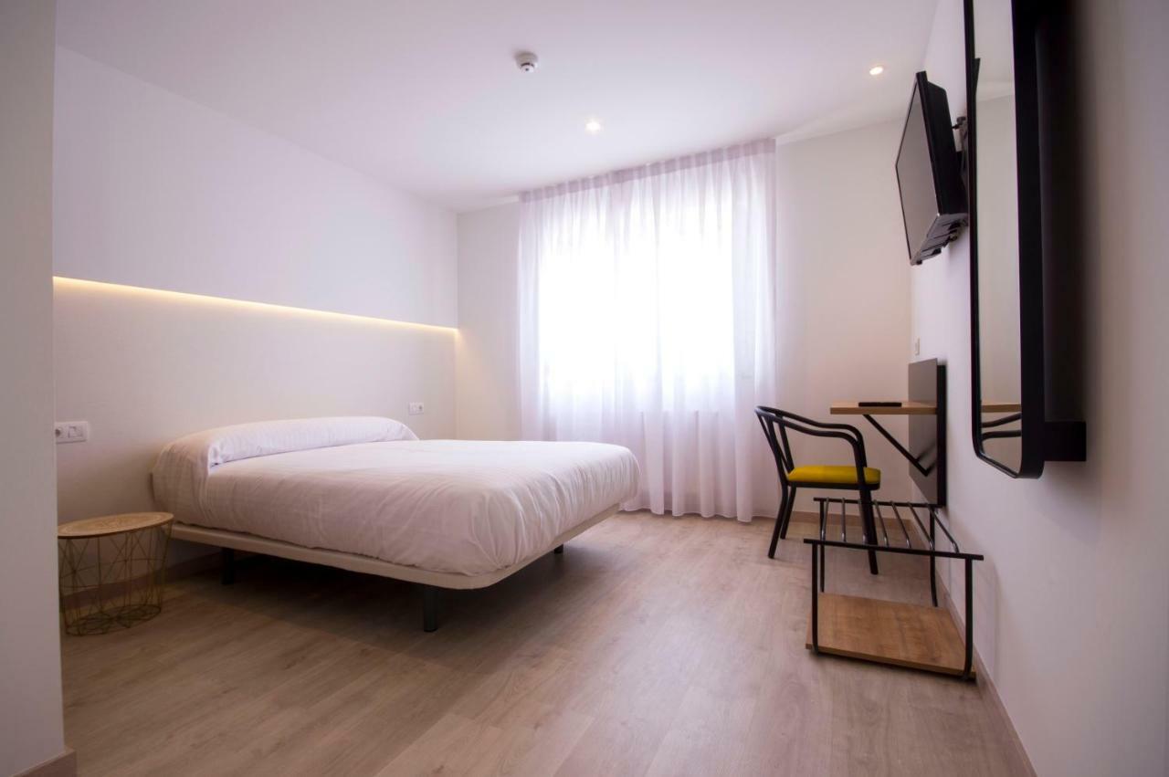 U-Hotel Dario ルーゴ エクステリア 写真