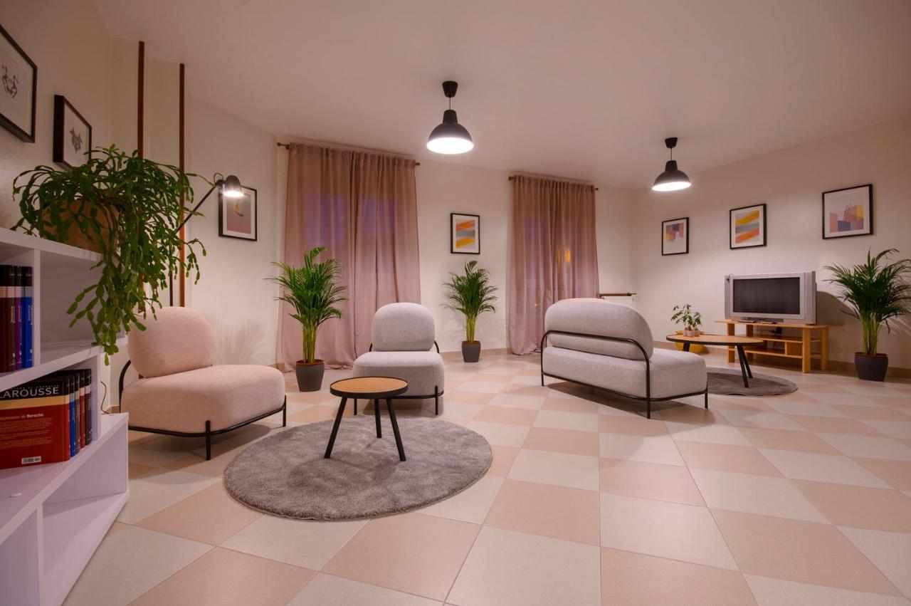 U-Hotel Dario ルーゴ エクステリア 写真